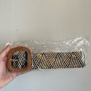 time&tru woven belt, black & white strips, circle clasp, Never worn, in package